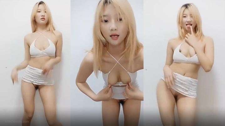 少女直播跳舞啪啪並與男朋友發生性關係