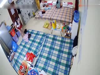 [监控女宿舍]三个传销窝点女宿舍换衣合集