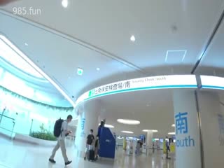 【户外抄底】深圳真实尾随一路跟踪偷拍内裤小妹居然毫无察觉