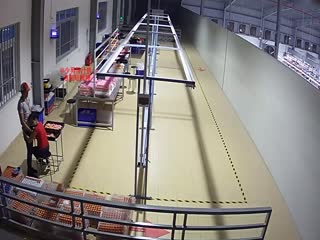 【劲爆猛料】幸亏3秒男！不然被发现了！东莞某工厂流水线主管潜规则女工，内射后一本正经装作检查工作！