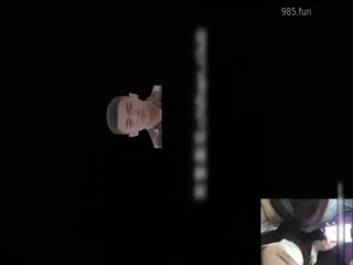 【街射系列】秃顶老大爷地铁猥亵女学生直接扒裤子插入小妹害怕不敢反抗精液全部射到屁股上