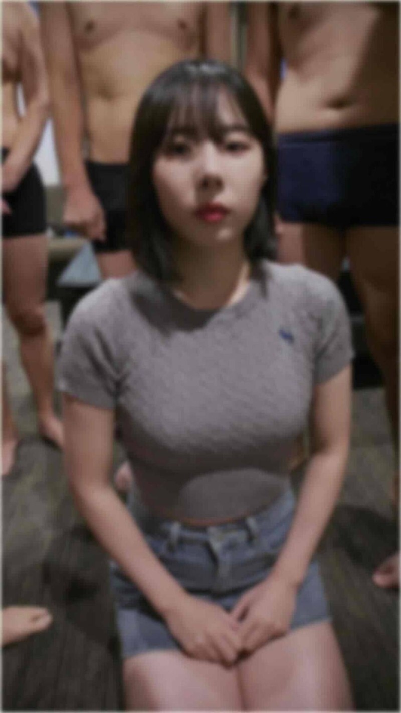 FC2-PPV-4792779 【大射精】23歲的空服員美緒在短短20分鐘內進行了一場瘋狂的射精派對，總共射了12次（9次顏射和3次射精）。