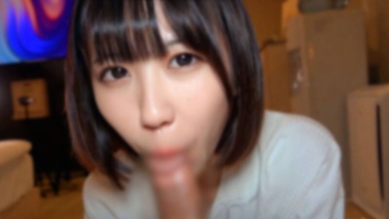 FC2-PPV-4776603 【无码】笑容甜美的美少女，波波头简直美翻了！她总是笑容满面，看起来超级享受性爱！吞咽中出※附赠高清