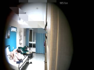 民宿偷拍操了斯文的反差婊嗷嗷叫!牛逼