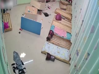 廊坊金湾幼儿园幼师被前男友找上门