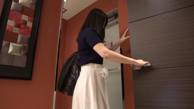 FC2-PPV-4780553 五反田高级男士按摩院员工，顶级白金F杯女郎，忍不住，大规模拍摄